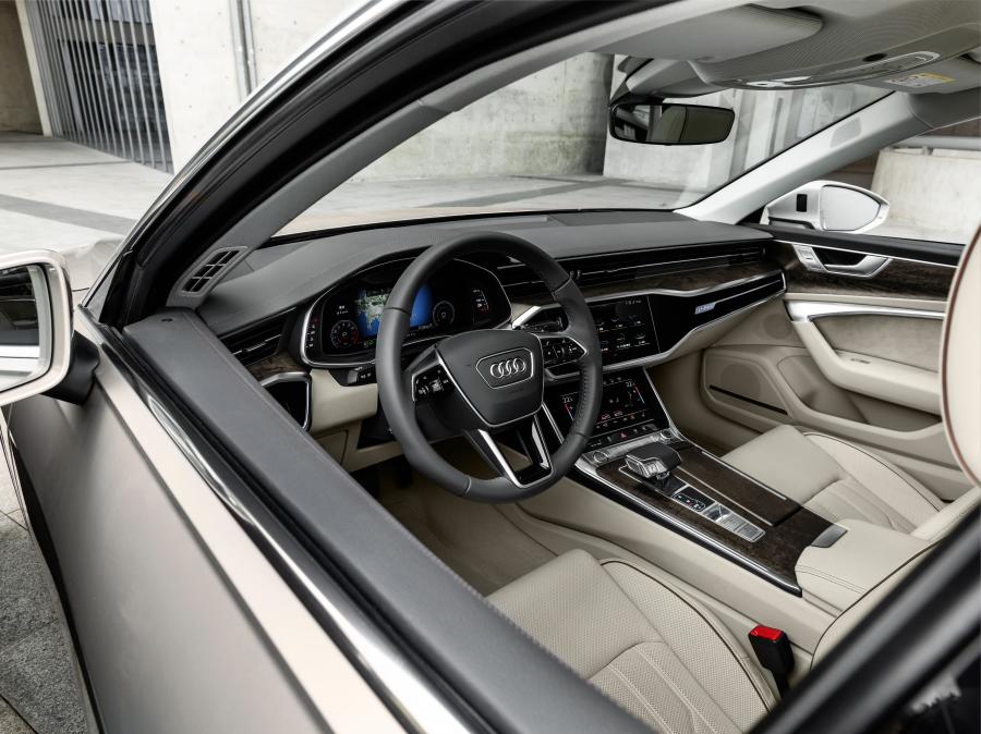 Интерьер Audi A6L 55 TFSI Quattro (C8) 2019 года  (CN) (фото 24 из 41)
